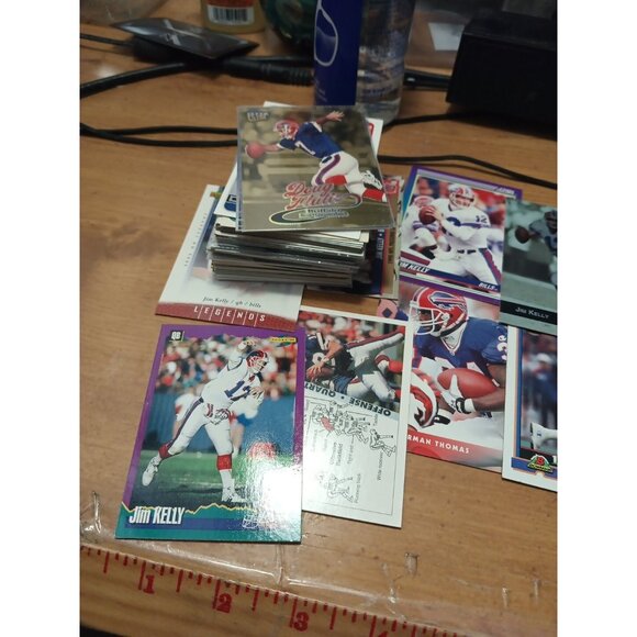 Huge Lot of 100 Buffalo Bills Football Cards - Picture 2 of 14